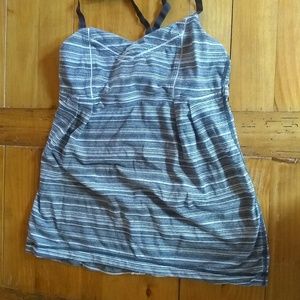 Lululemon exercise top